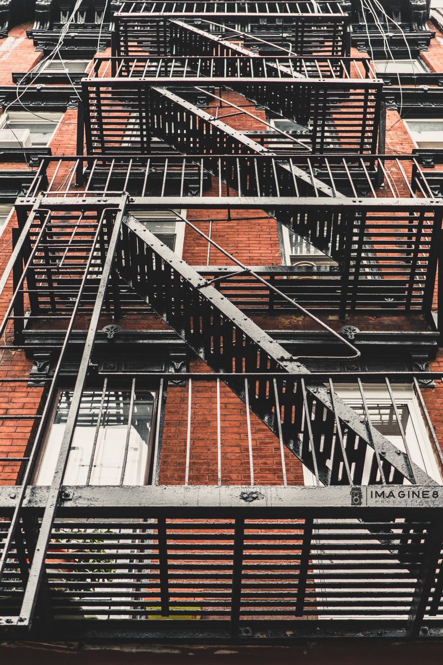 7 Steps To Report Blocked Communal Fire Escapes Using UK Tenant Rights